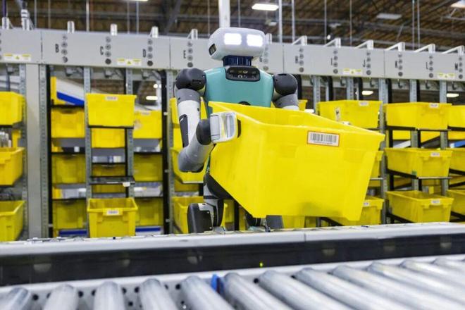 年暴省126亿!机器人大军入厂新葡京全美60万岗人类出局三(图1) 年暴省126亿!机器人大军入厂新葡京全美60万岗人类出局三(图1)